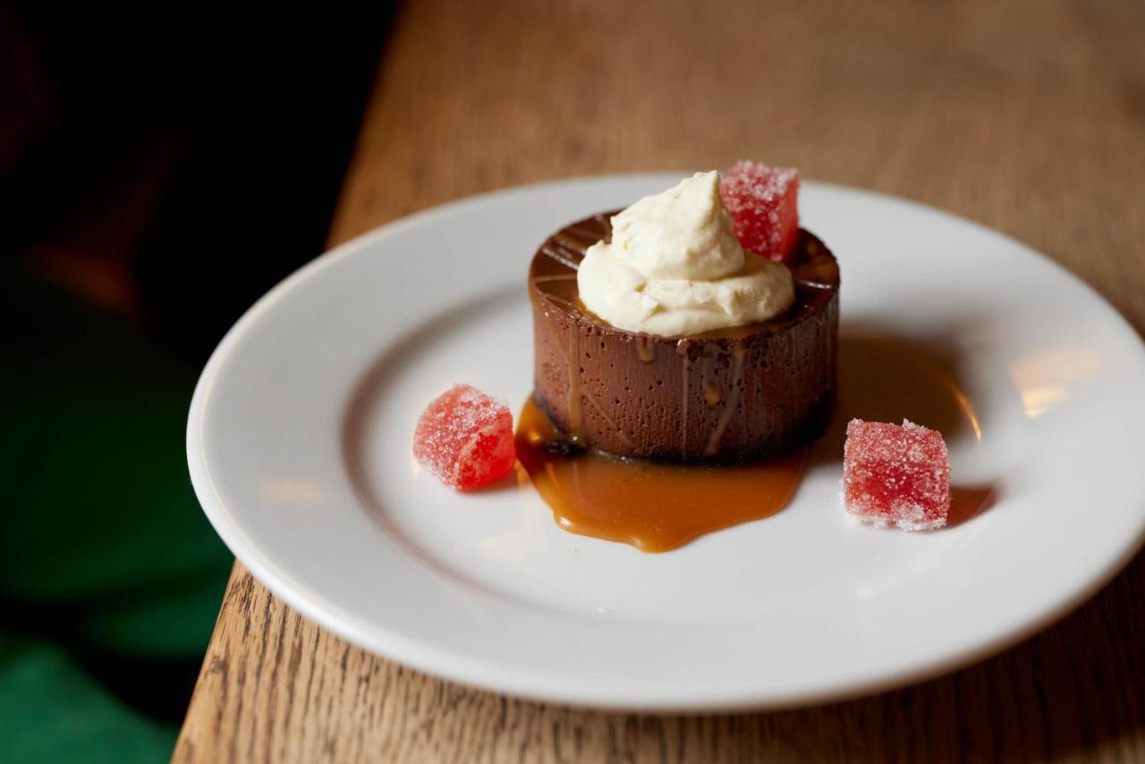 The Queen'S Head Broad Chalke エクステリア 写真